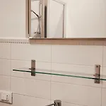 Apartment 10 Minuti Dal Centro E Dal Sant'orsola -palazzo Storico