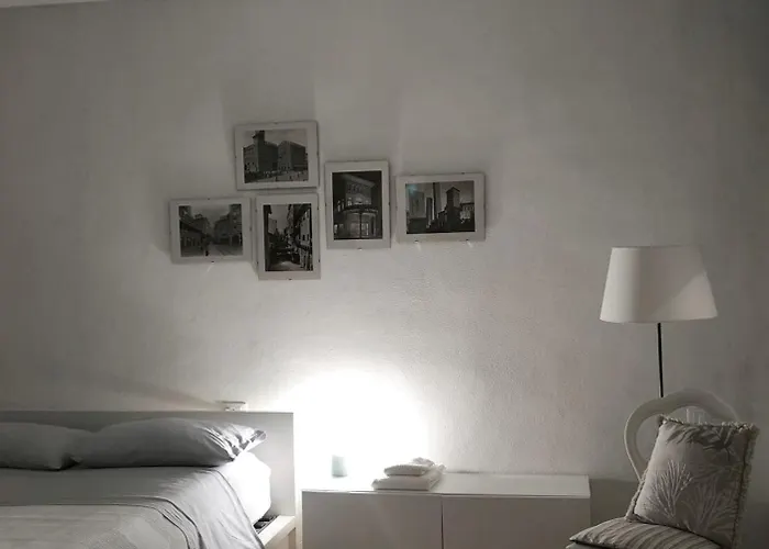 아파트 10 Minuti Dal Centro E Dal Sant'orsola -palazzo Storico *