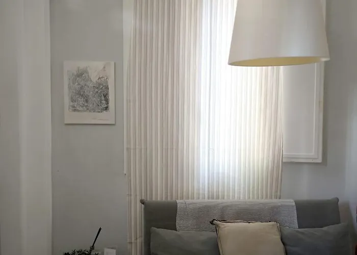 10 Minuti Dal Centro E Dal Sant'orsola -palazzo Storico 아파트