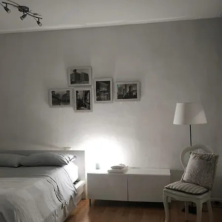 公寓 10 Minuti Dal Centro E Dal Sant'Orsola -Palazzo Storico *